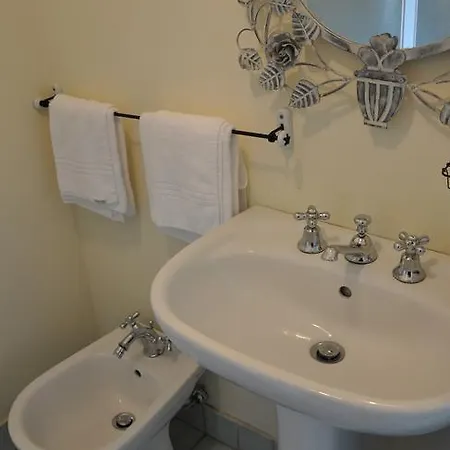 Fattoria Santa Lucia Le Tagliate Aparthotel 3*