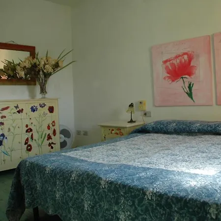 Aparthotel Fattoria Santa Lucia Le Tagliate 3*