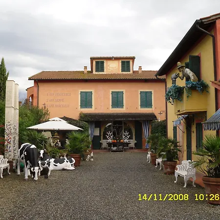 Fattoria Santa Lucia Le Tagliate 3* San Gervasio (Pisa)