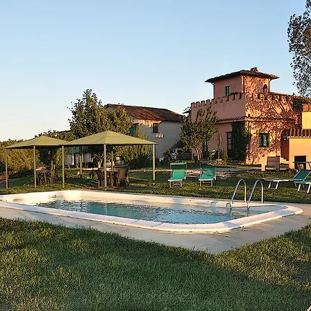 Fattoria Santa Lucia Le Tagliate Apart-hotel 3*